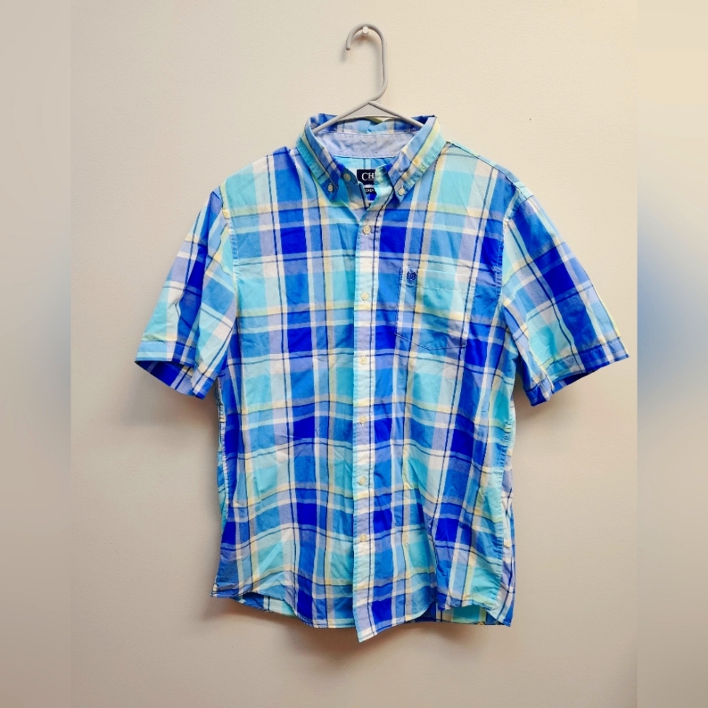 Chaps; Medium; Short Sleeve, Button down shirt.